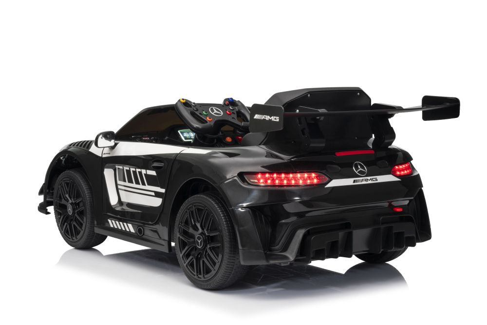 Carro elétrico Mercedes AMG GT3 preto