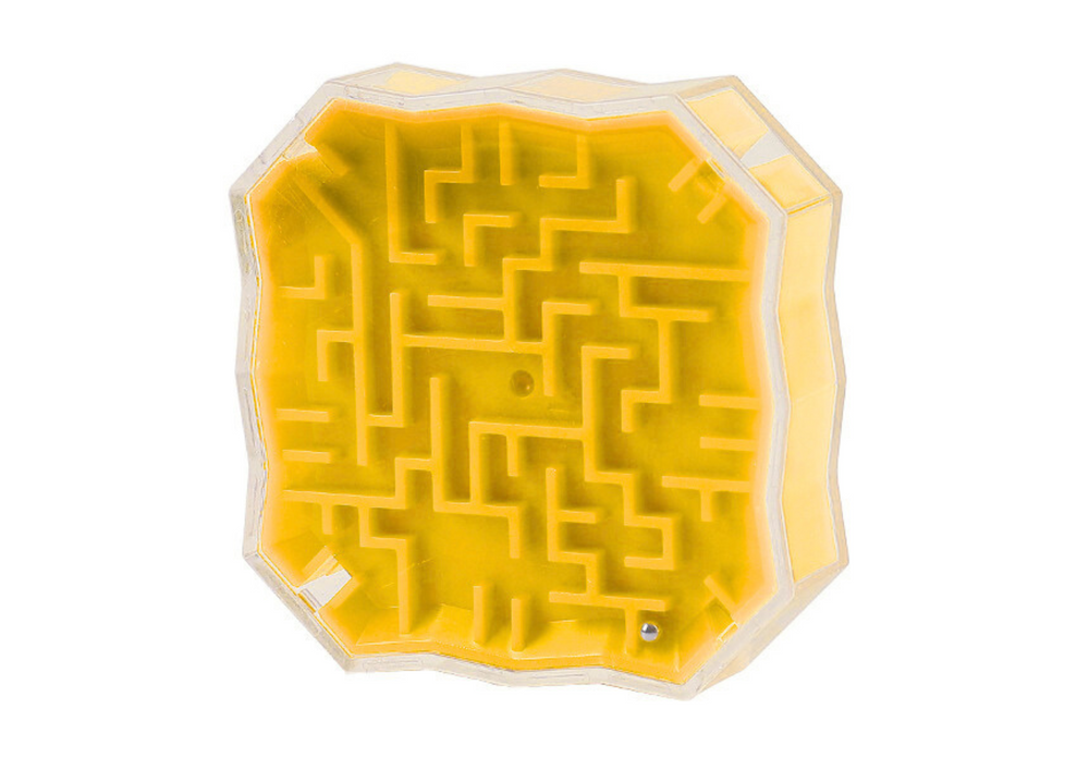 Jogo labirinto com bola amarela