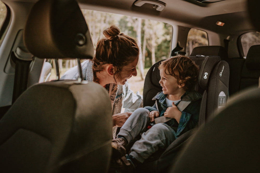 Cadeira Auto I-size 76-150 cm babyGO Lumo Green