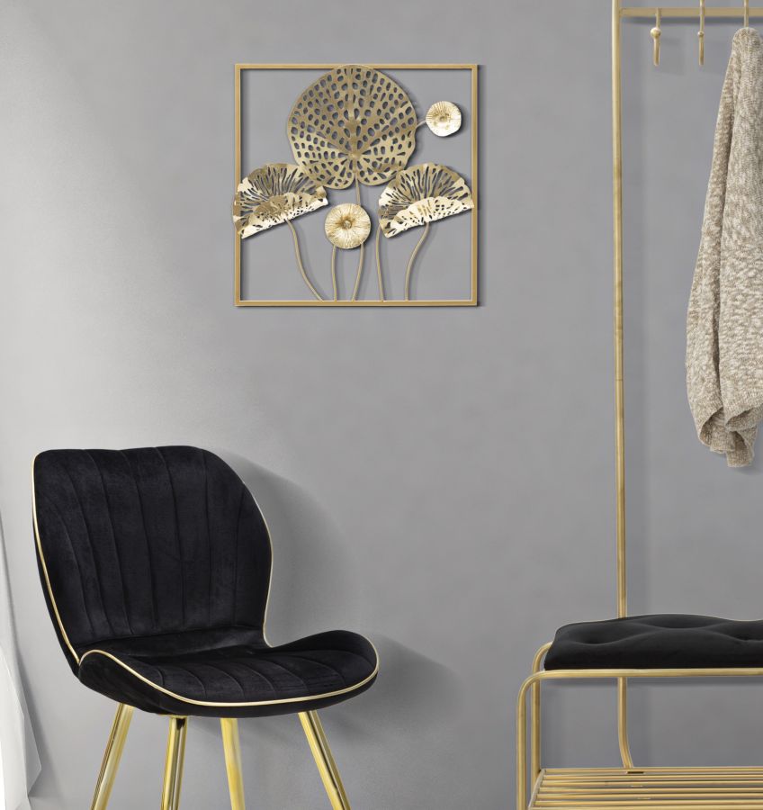 Painel em Ferro Dourado Flowers Cm 50x5x50