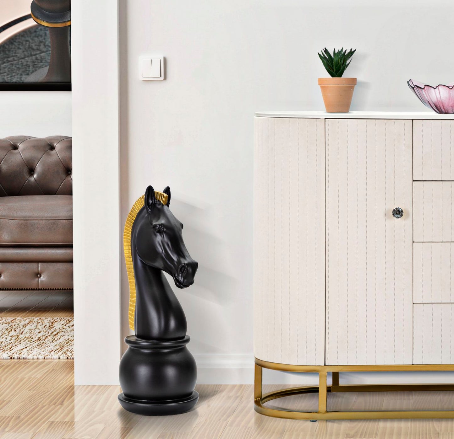 Cavalo Preto E Dourado Cm ø 18,5x50