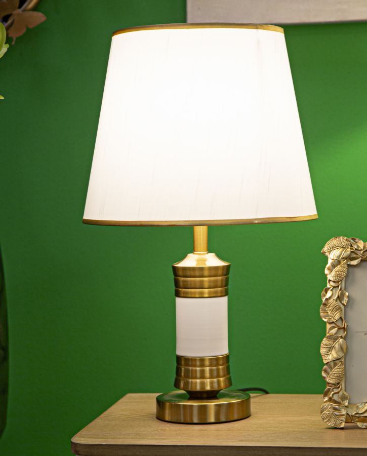 Candeeiro de Mesa Whity Cm ø 31x52