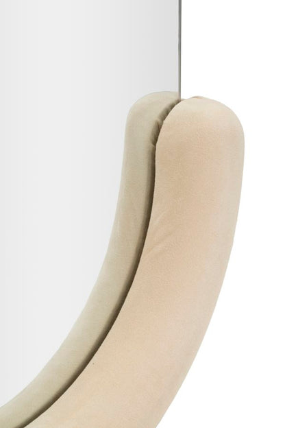 Espelho de Parede Chantal Veludo Creme Cm 60x7x160