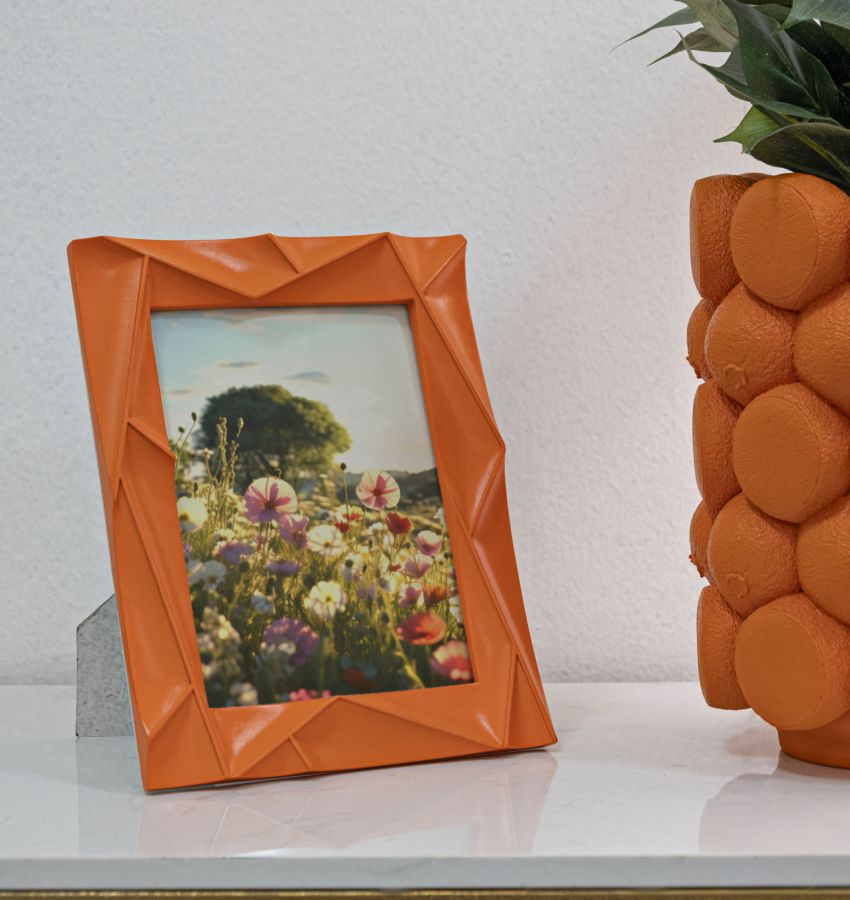 Moldura Orangy Cm 20,8x2x26 (medida Interna Cm 15x20)