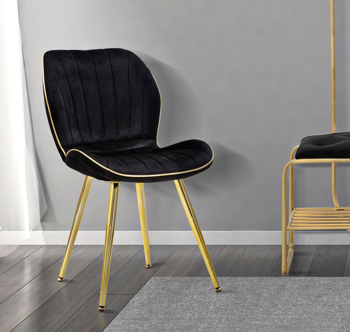 Cadeira Paris Space Preta  Dourado Conjunto 2 Un. Cm 46x58x77