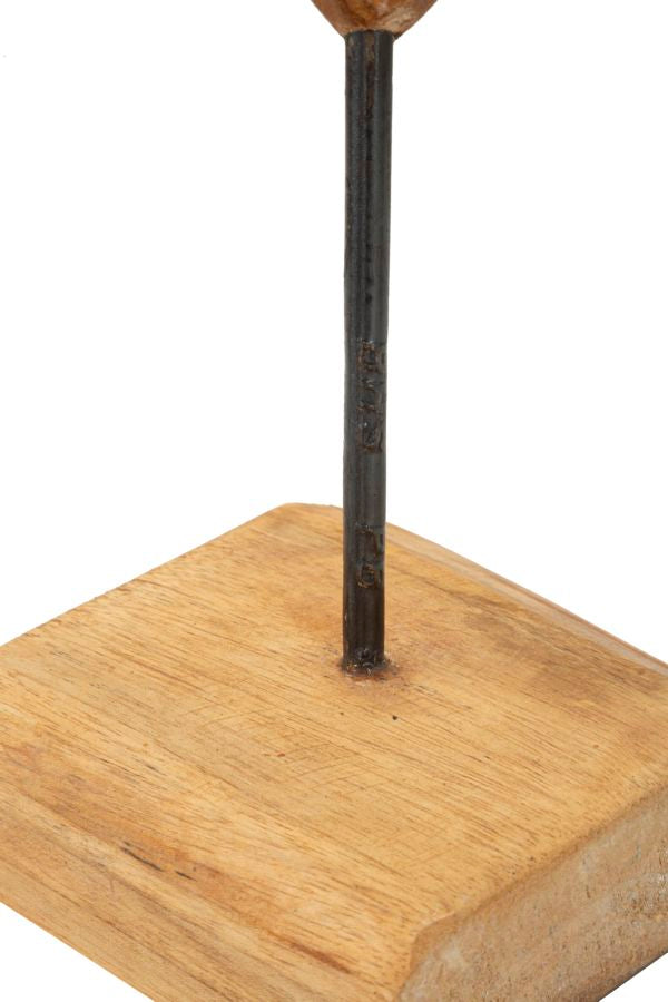 Escultura Dobu em Teca Reciclada Cm 25x12x45