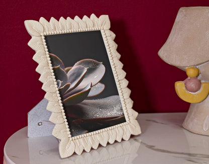 Moldura Light Folha Cm 21,3x1,7x26,5 (medida Interna Cm 15x20)