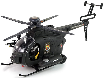 Helicóptero militar luz som