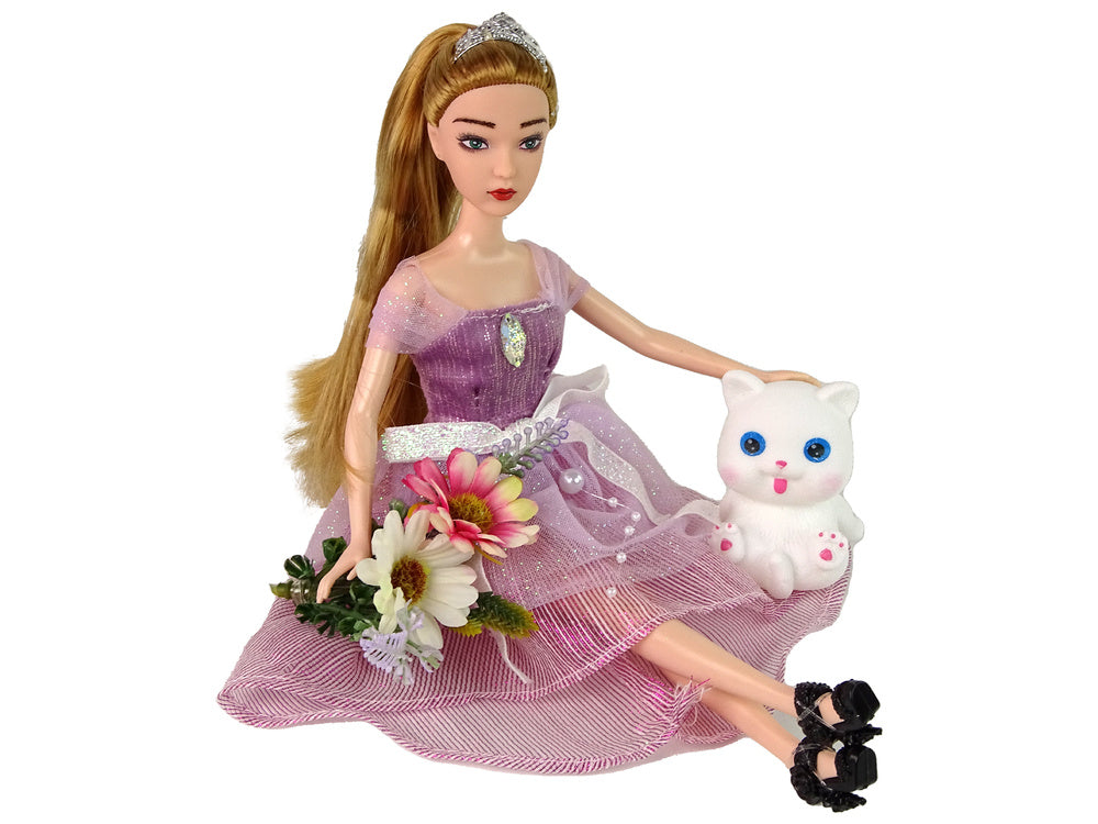 Boneca Emily com cabelo comprido e gato branco