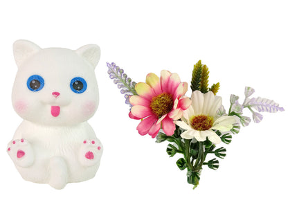Boneca Emily com cabelo comprido e gato branco