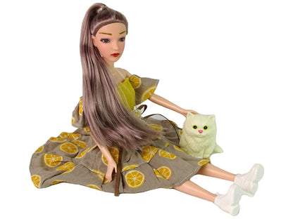 Boneca Emily com moinho e gato