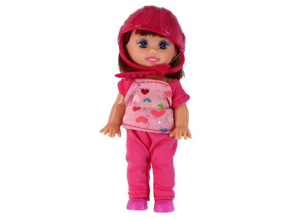 Boneca Lucy com trotinete, skate e capacete