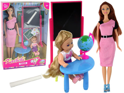 Boneca Professora Morena e Aluna Loira com Quadro Escolar