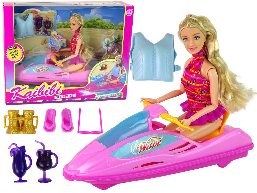 Conjunto boneca com barco a motor