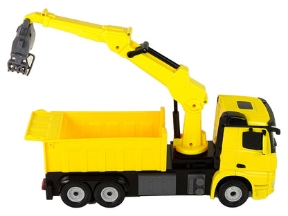 Camião-guindaste Mercedes Rastar amarelo
