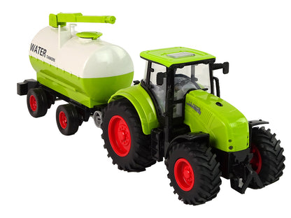 Trator agrícola com reboque verde