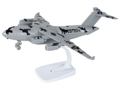 Avião militar cinzento camuflado UNITED HW-605