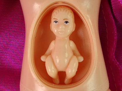 Boneca Grávida Morena com Cadeira de Refeição e Bebé