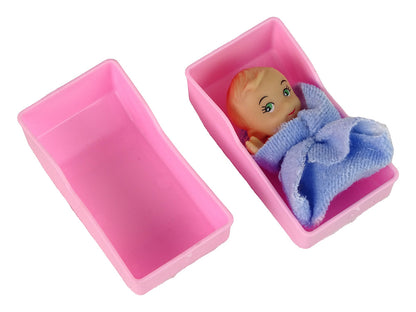 Boneca Médica Loira Uniforme Azul e Berço de Bebé