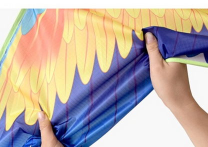 Papagaio gigante pássaro com cauda longa colorido