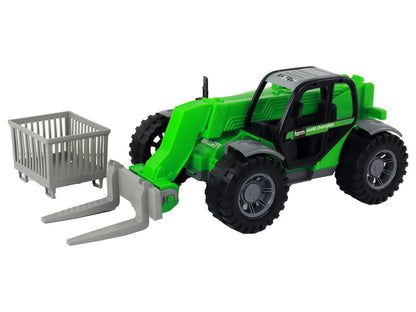 Trator agrícola verde com grua