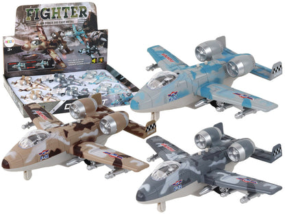 Avião de combate motorizado militar camuflado