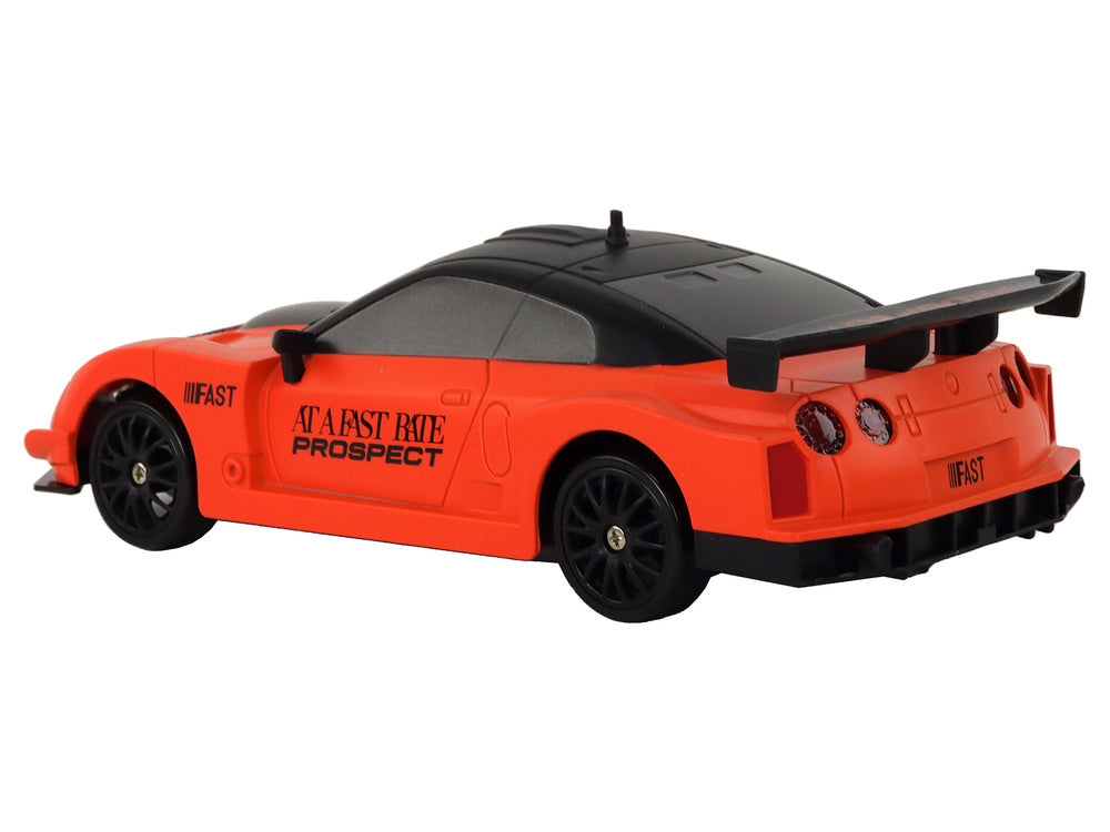 Carro Desportivo RC 1:24 Laranja com Rodas Intercambiáveis