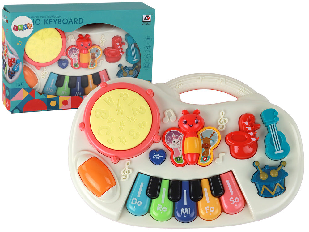 Painel Musical Educativo com Teclas de Piano e Borboletas