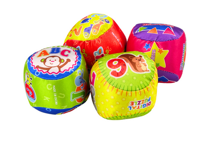 Conjunto bolas macias educativas com chocalho 4 peças