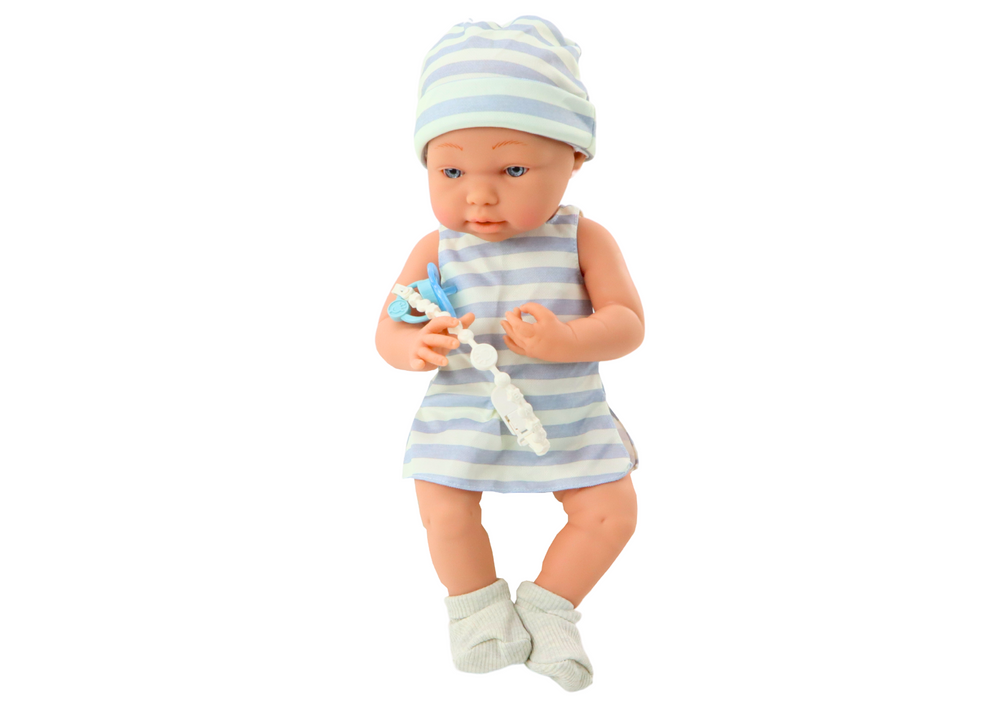 Boneca bebé roupa azul e branca com babete e manta