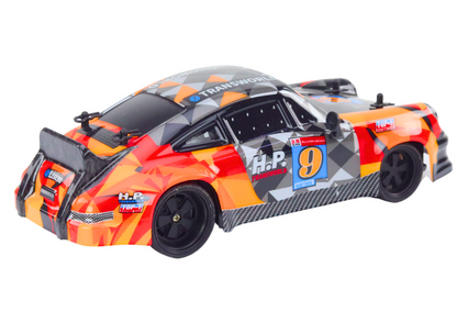 Carro RC 1:18 drift rodas borracha laranja