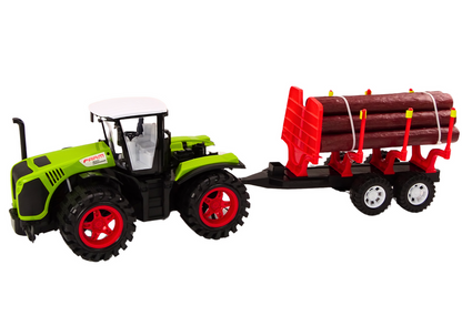 Trator agrícola com reboque madeira árvores verde