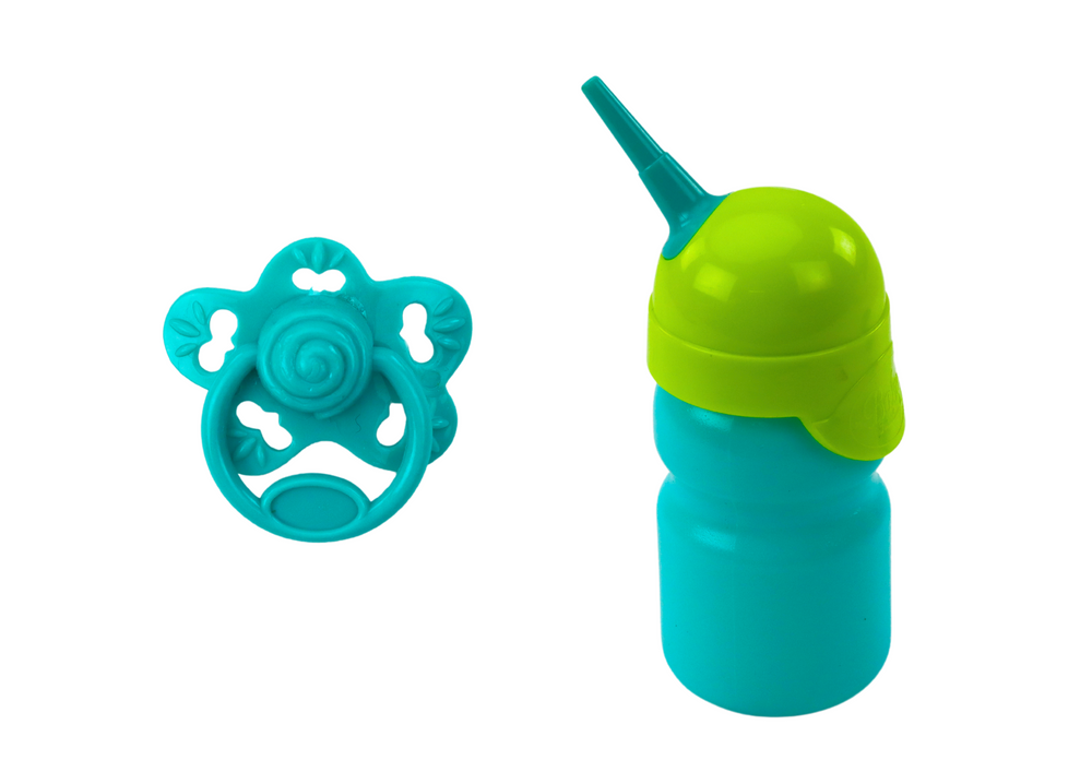 Boneca bebé pijama cinzento com função xixi som
