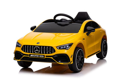 Carro elétrico Mercedes CLA 45S AMG 4x4 amarelo