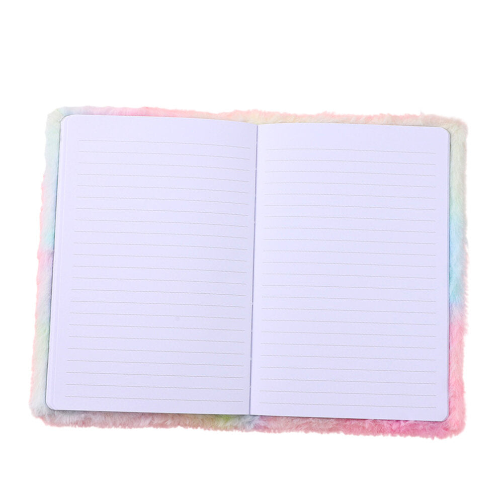 Caderno peluche pautado A5 unicórnio juba colorida