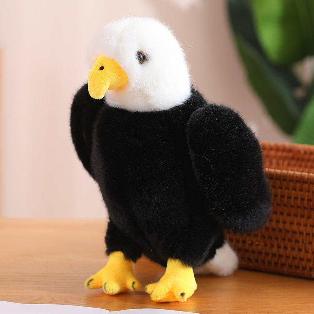 Peluche Águia Preto e Branco 25cm