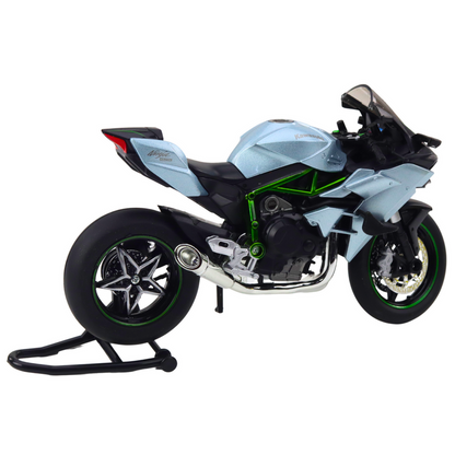 Mota Desportiva Metal Luzes e Sons Prateada 1:12
