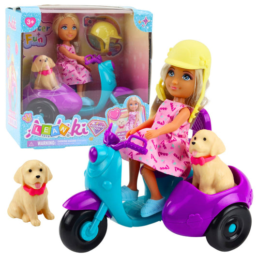 Mini Boneca Ankiki em Trotinete com Cão