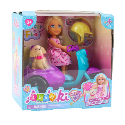 Mini Boneca Ankiki em Trotinete com Cão