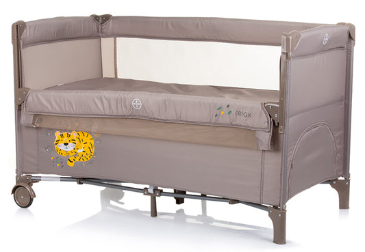 Cama de viagem 2 níveis com lateral rebatível Chipolino Relax Macadamia Tiger