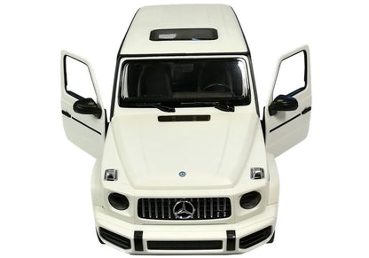 Carro telecomandado Mercedes G63 Rastar branco