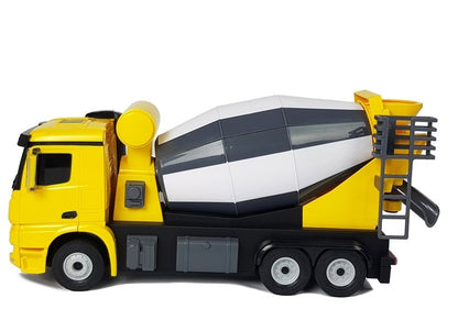 Carro telecomandado Mercedes Arocs Rastar 1:14 amarelo
