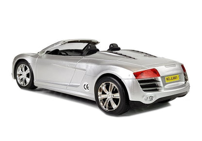 Carro cabriolet prata 1:18