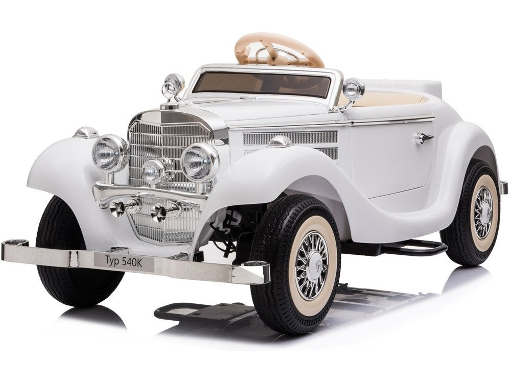 Carro elétrico Mercedes 540K branco