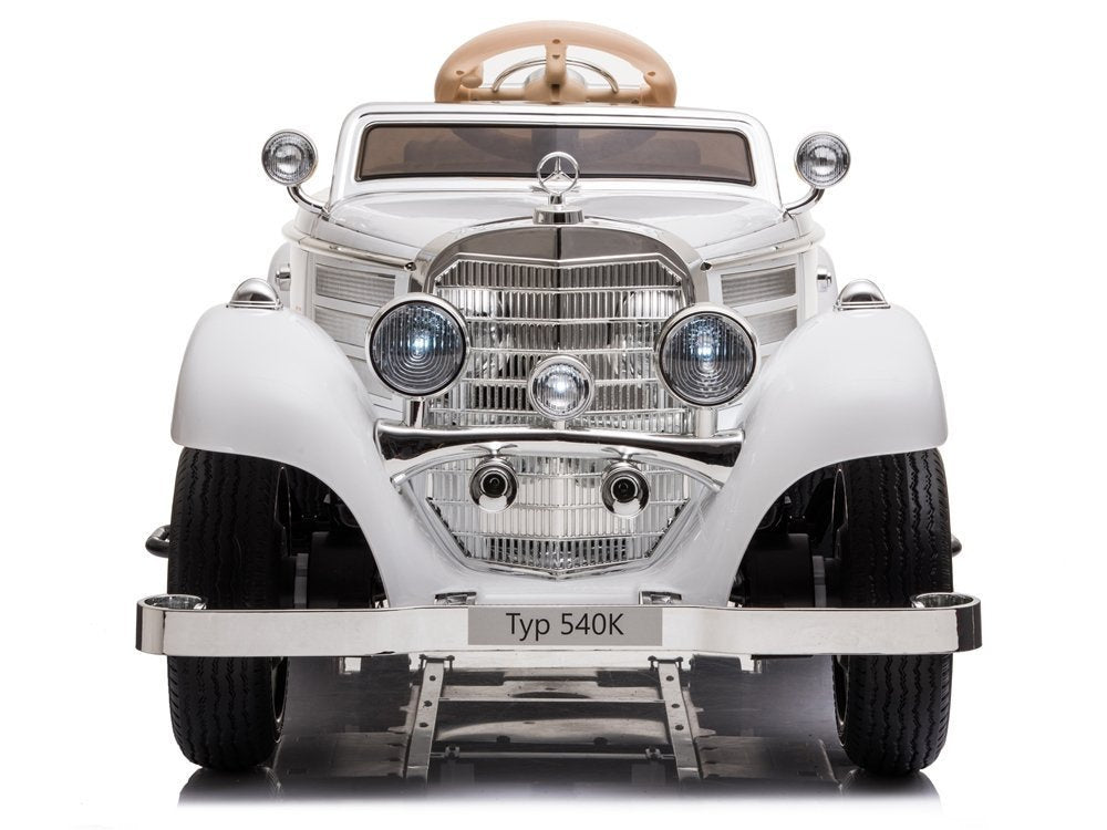 Carro elétrico Mercedes 540K branco