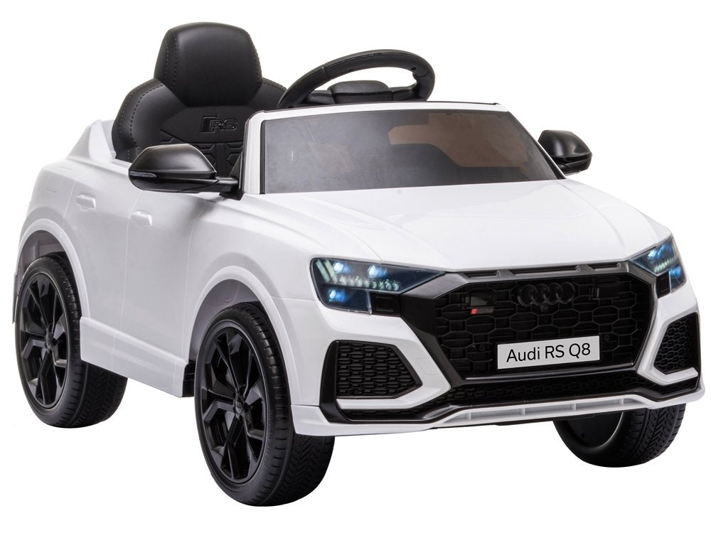 Carro elétrico Audi RS Q8 branco