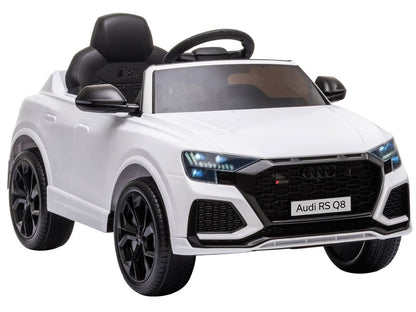 Carro elétrico Audi RS Q8 branco