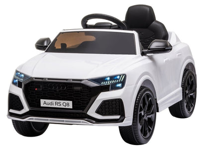 Carro elétrico Audi RS Q8 branco