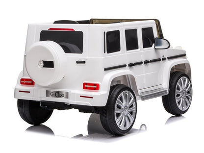 Carro elétrico Mercedes G500 branco