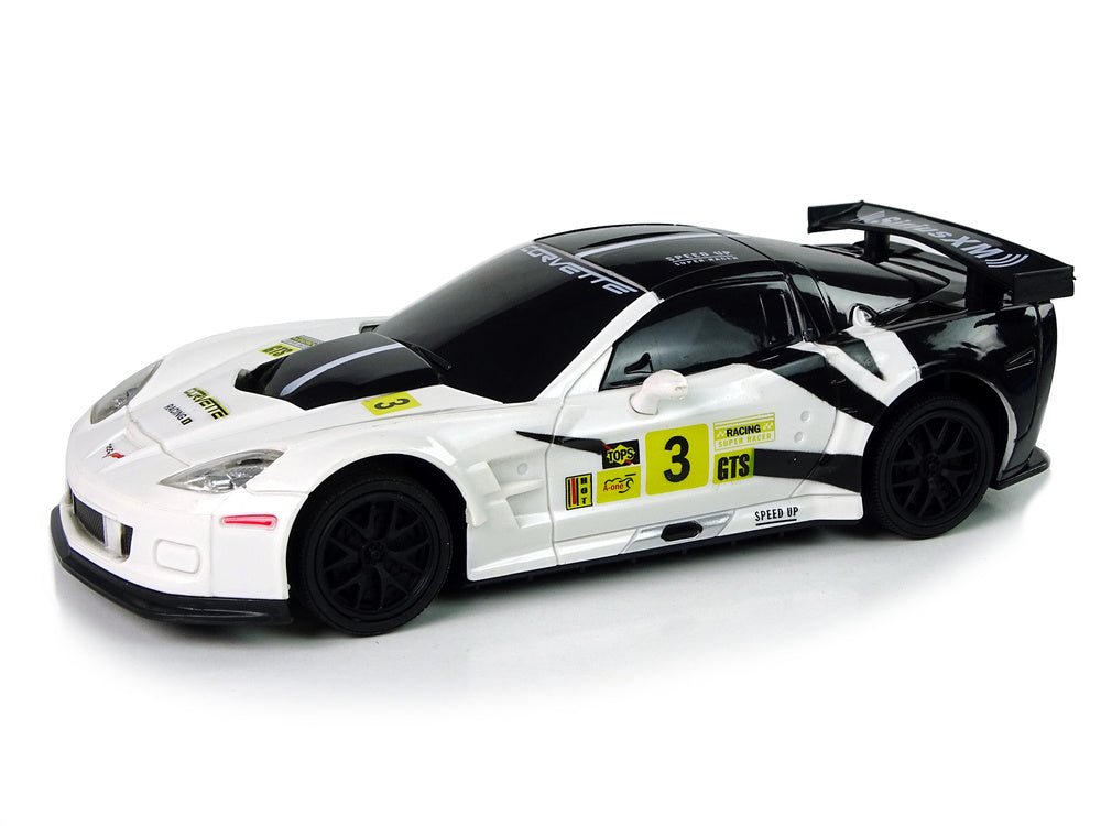 Carro telecomandado Corvette C6.R branco 1:24 luzes 2.4G